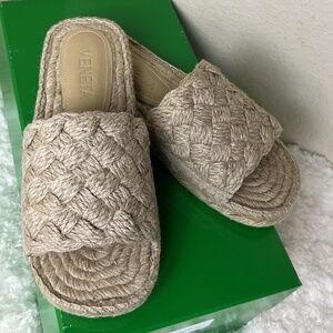 Bottega Venetta Intrecciato Weave Jute Espadrilles Women's Size: 7 | IT 37